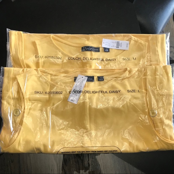 🎉HP🎉 Sleeveless Side-Button Shift Dress - Picture 3 of 5